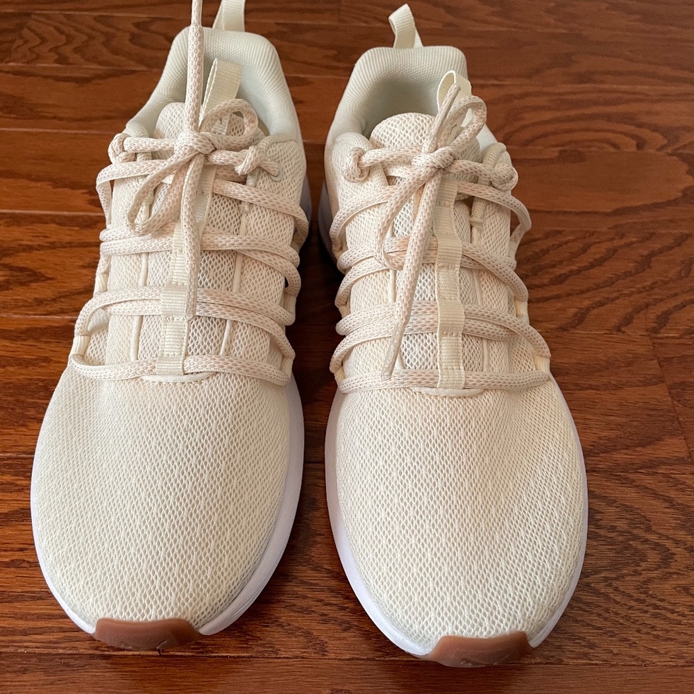 COPY - Puma soft foam beige tennis shoes size 8.5